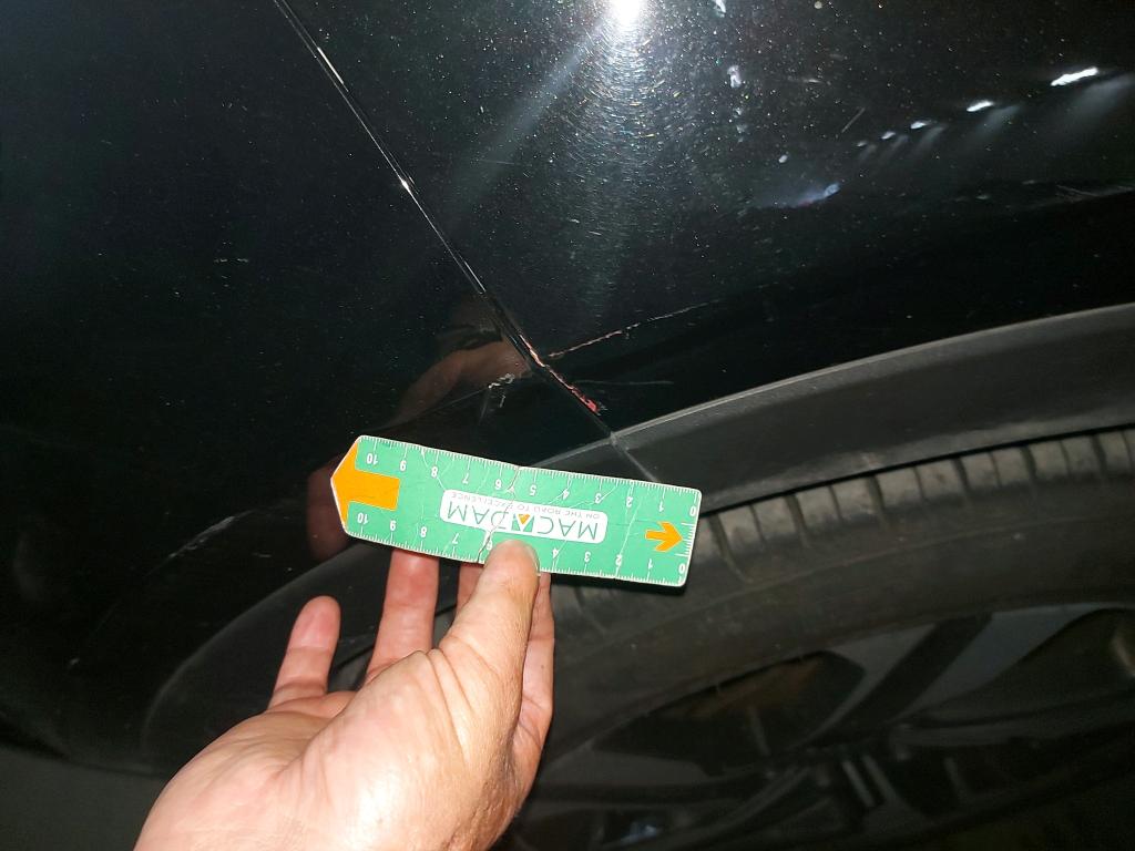 Daño en Carocería Arañazo ligero Arañazo ligero