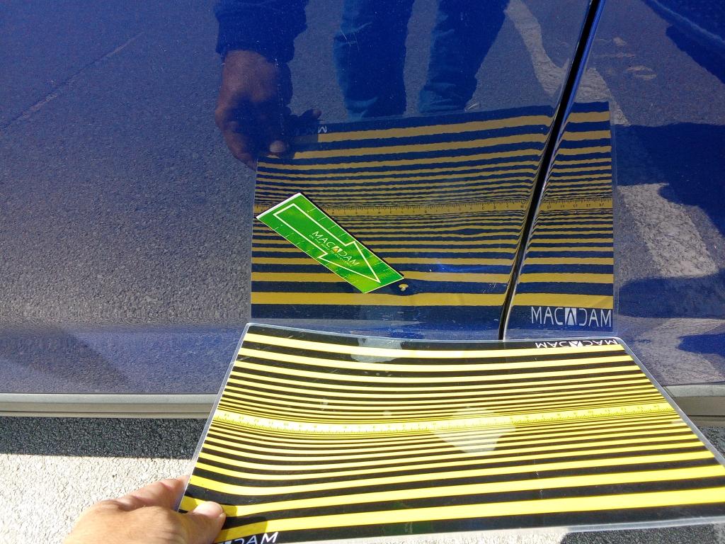 Daño en panel dañado dañado
