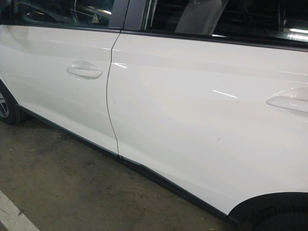 Daño en panel Arañazo ligero Arañazo ligero