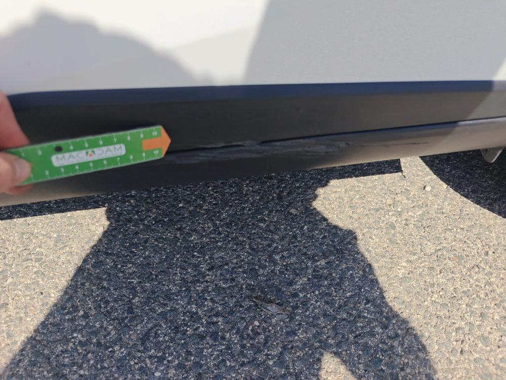 Daño en panel dañado dañado