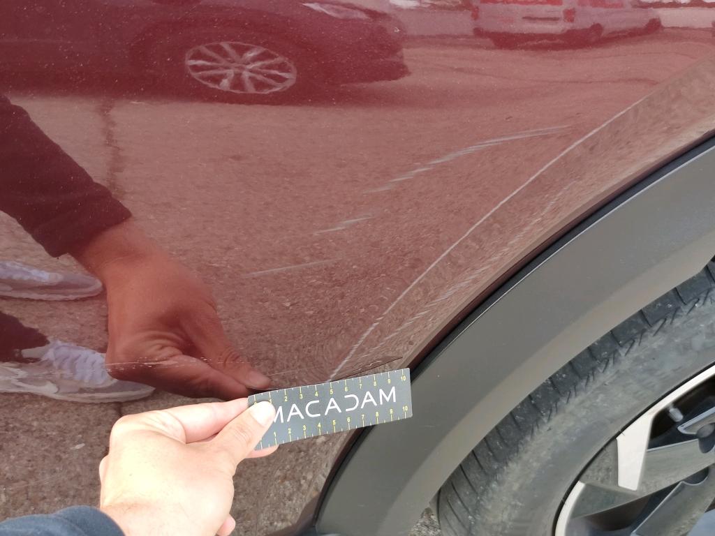 Daño en panel dañado dañado