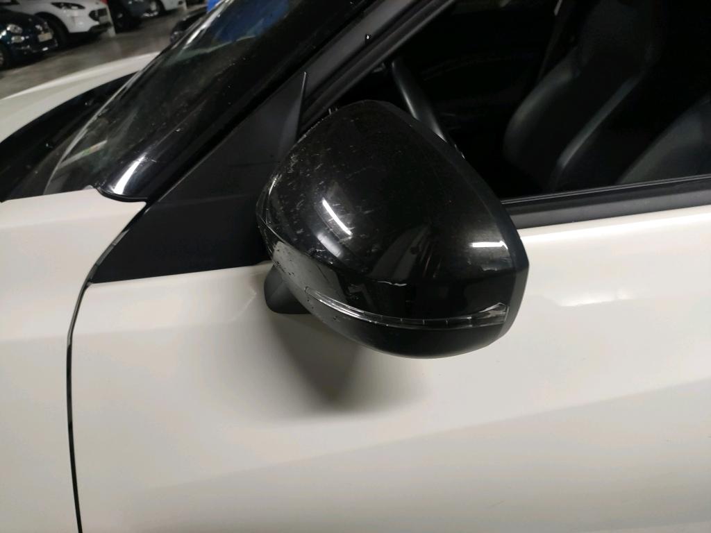 Daño en panel dañado dañado