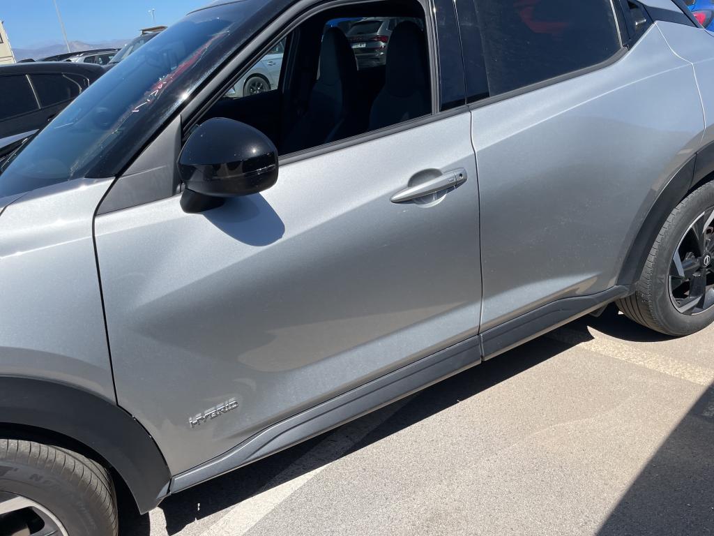 Daño en panel dañado dañado