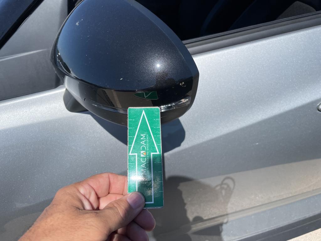 Daño en panel dañado dañado