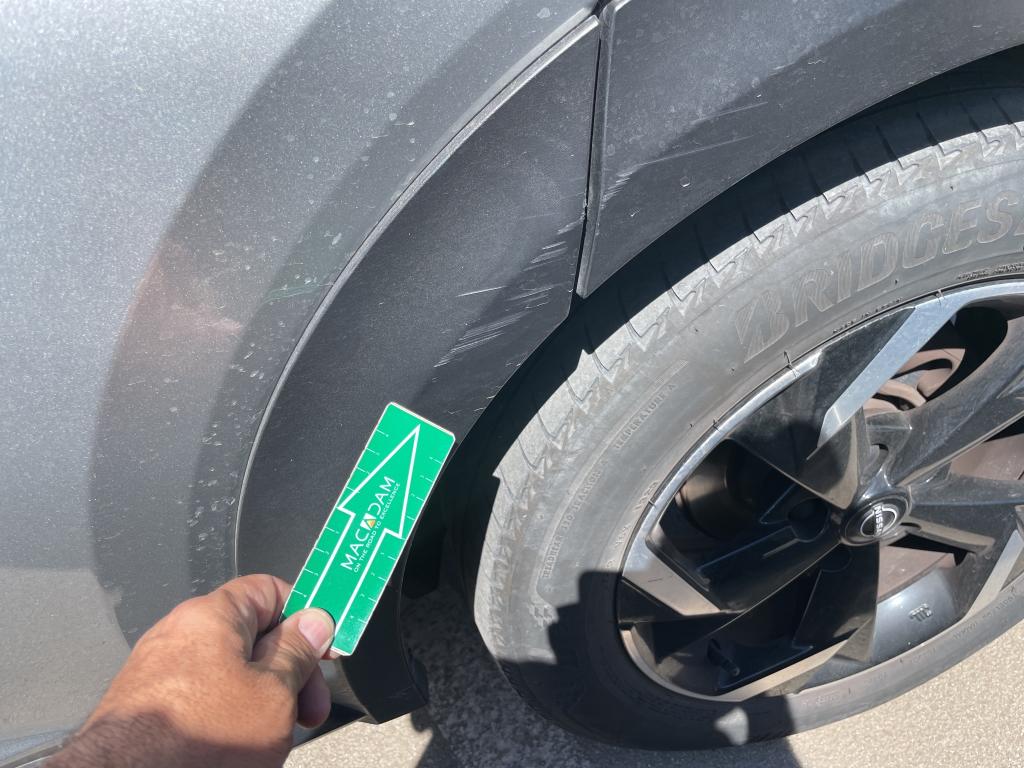 Daño en panel dañado dañado