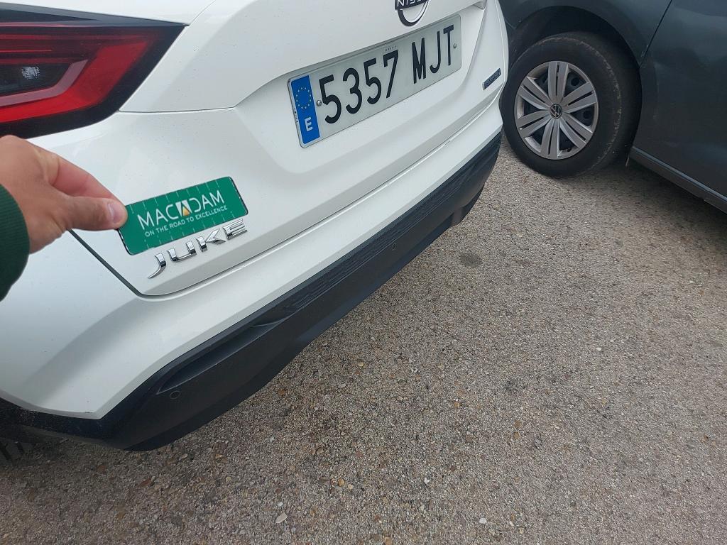Daño en Carocería Arañazo ligero Arañazo ligero