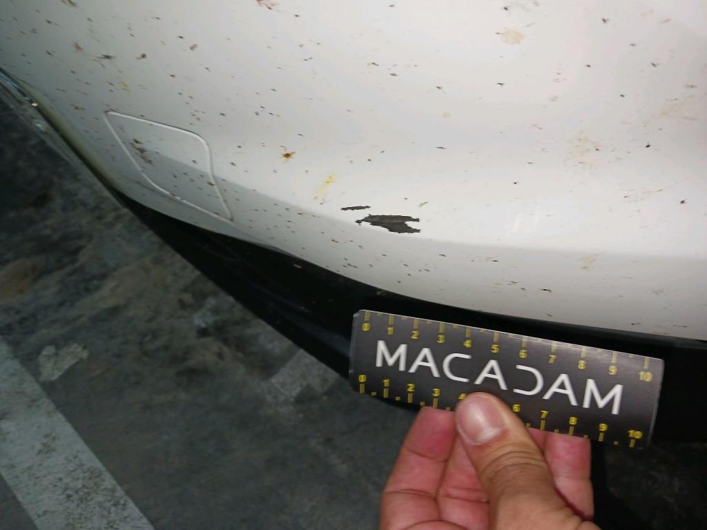 Daño en Carocería Arañazo ligero Arañazo ligero