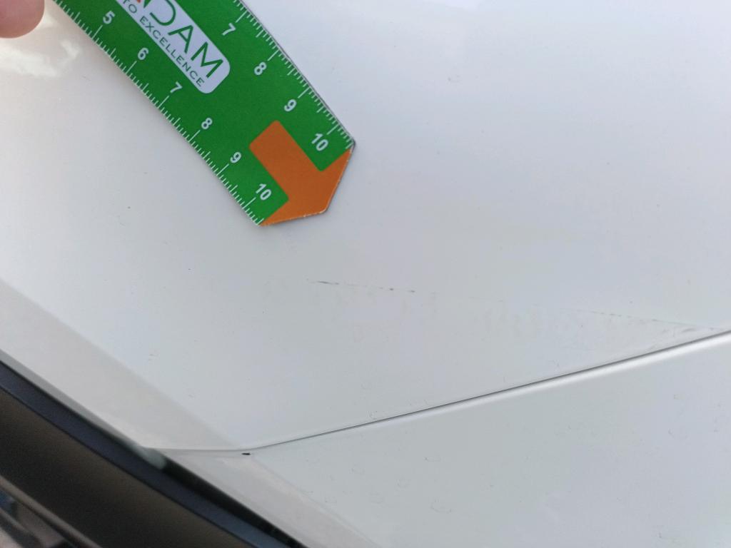 Daño en panel Arañazo ligero Arañazo ligero
