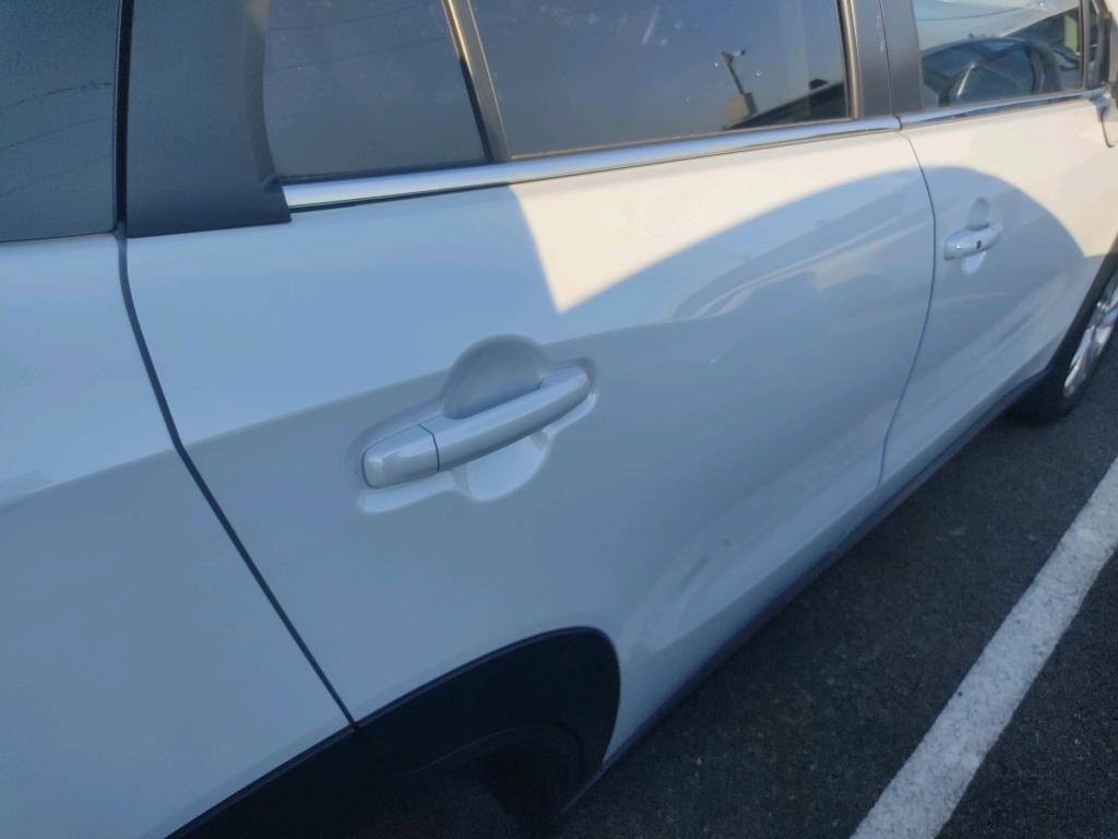 Daño en Panel Arañazo ligero Arañazo ligero