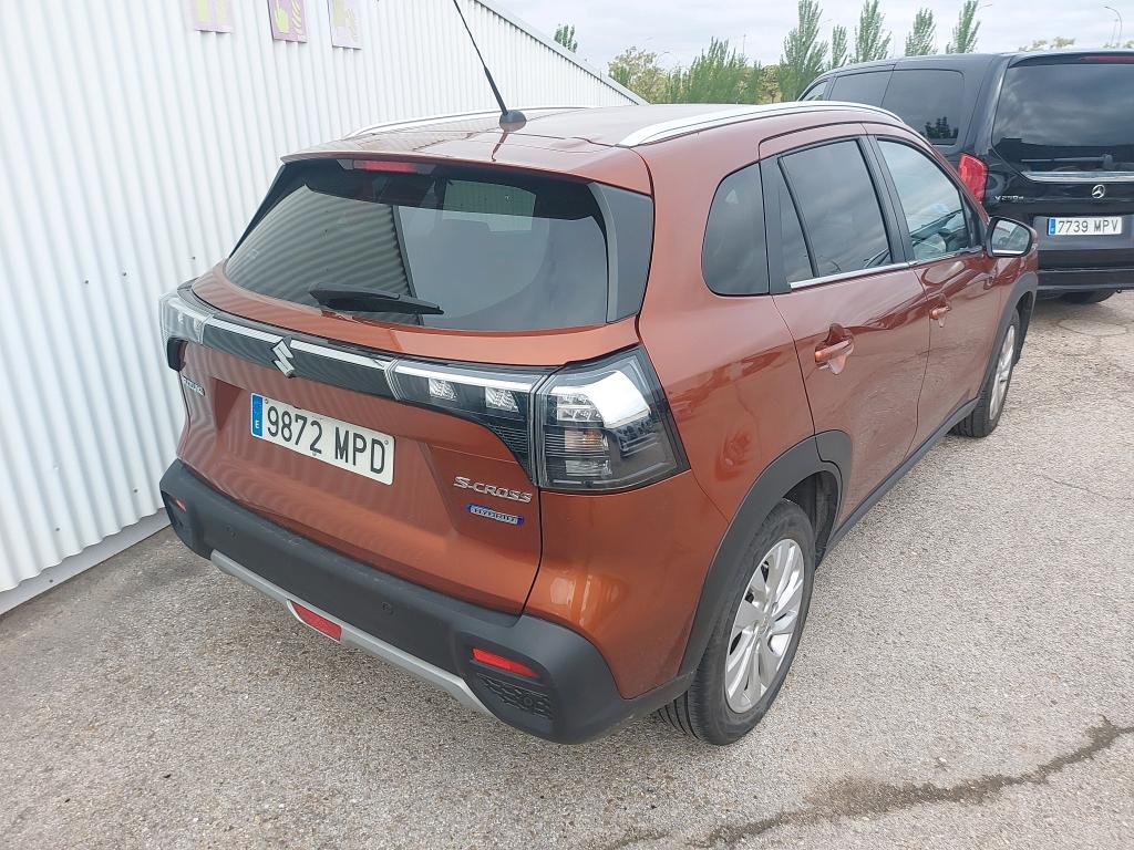 Foto Suzuki S-CROSS 2