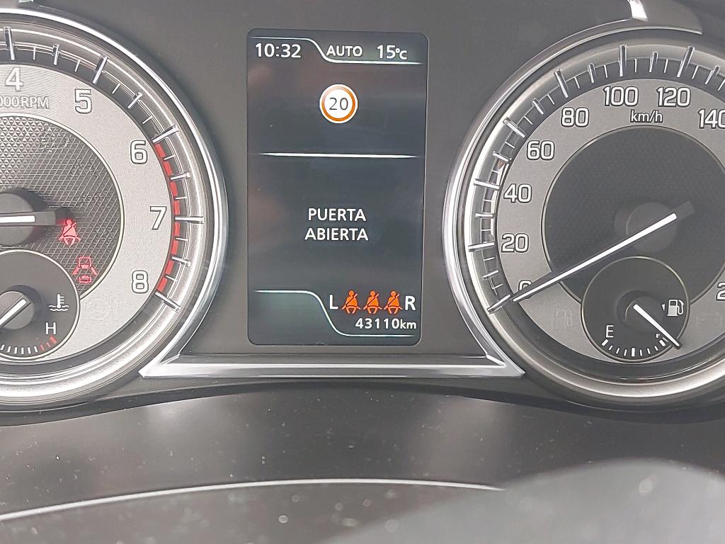 Foto Suzuki S-CROSS 5