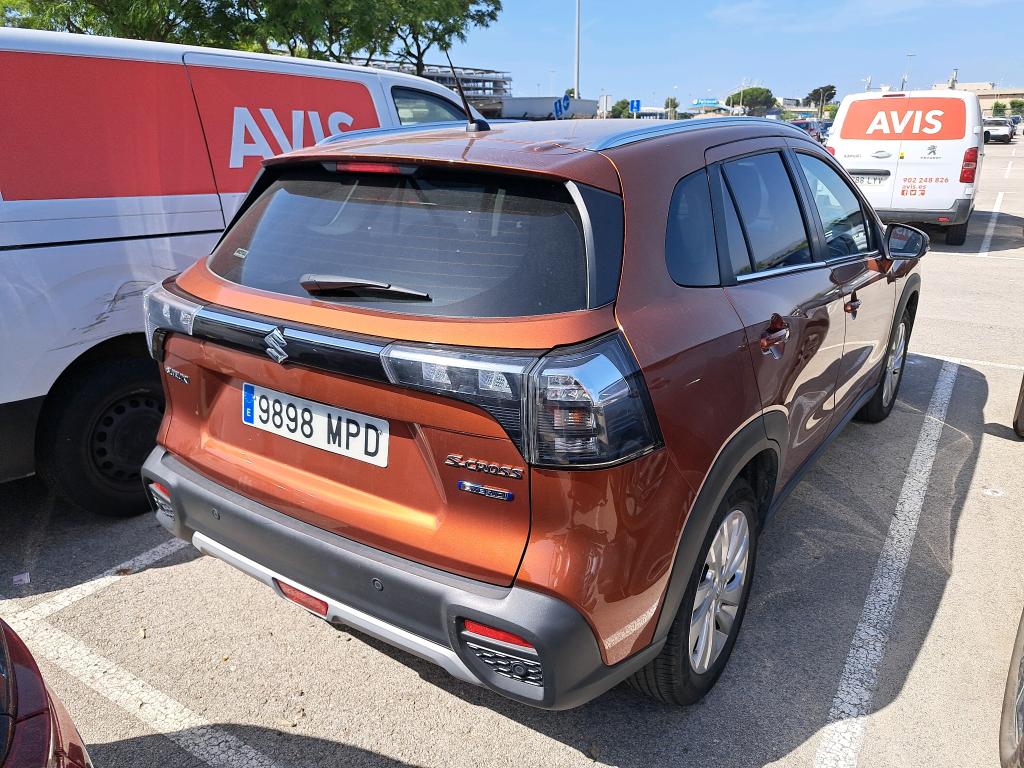 Foto Suzuki S-CROSS 2