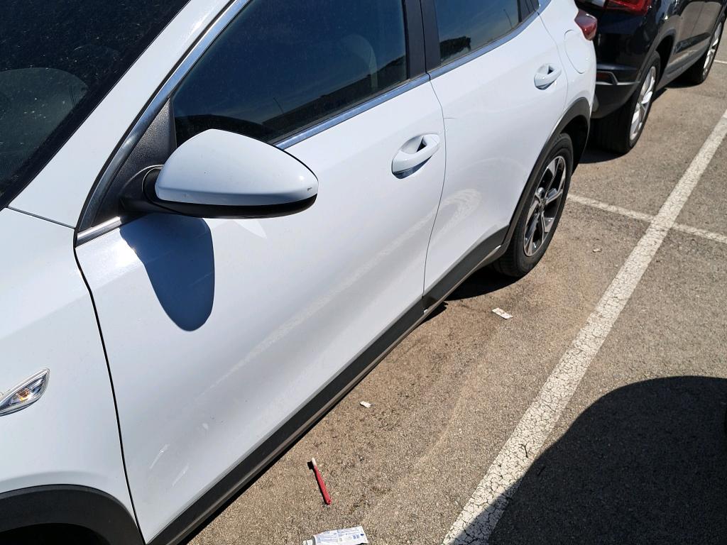 Daño en panel dañado dañado