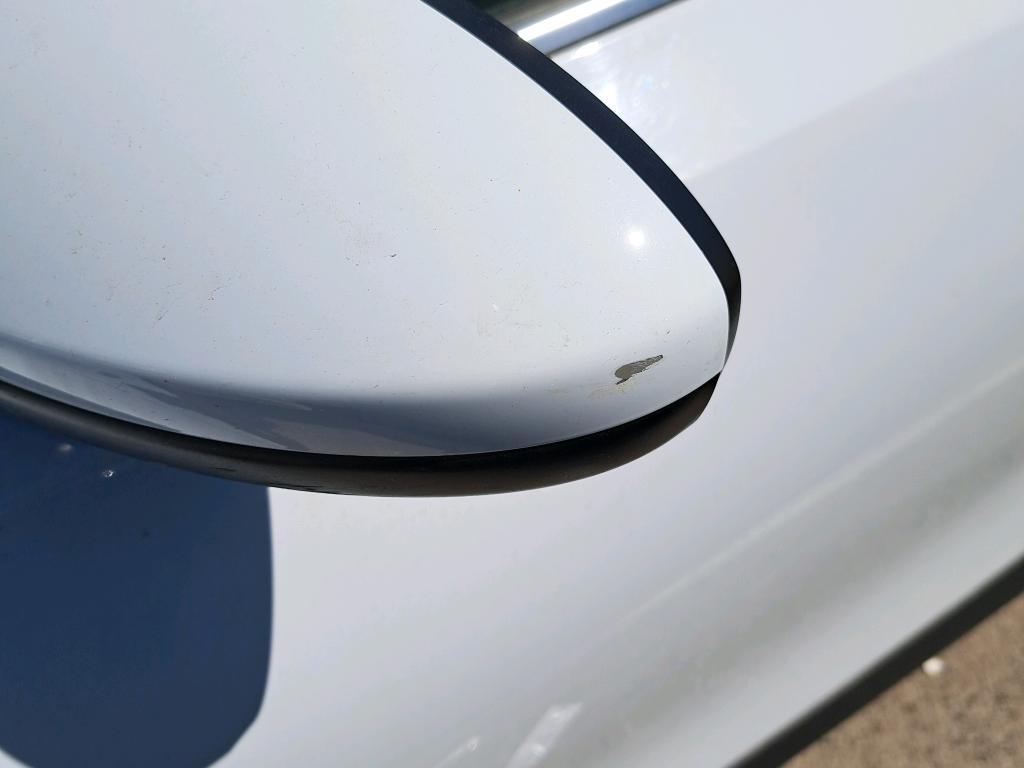 Daño en panel dañado dañado