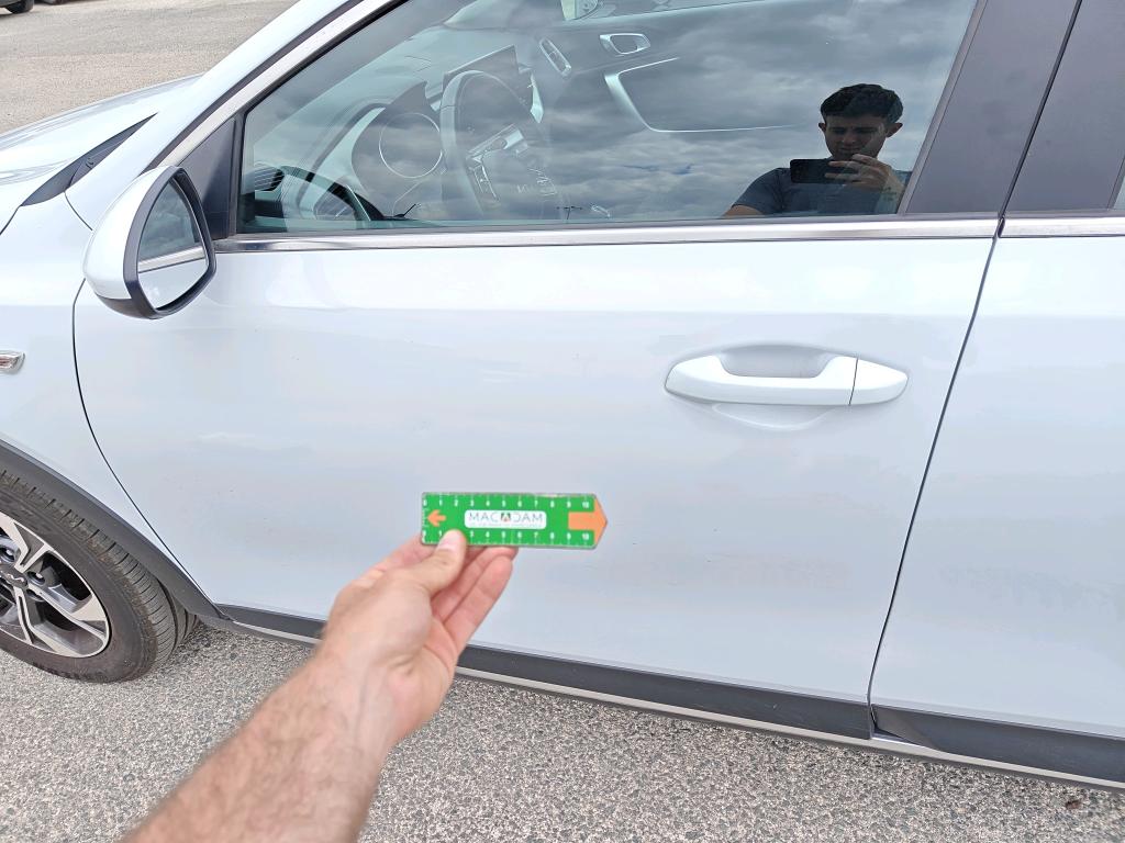 Daño en panel dañado dañado