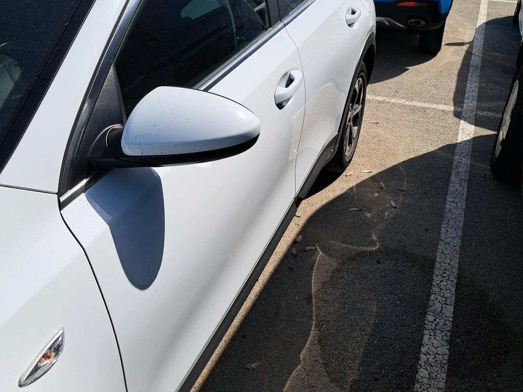 Daño en panel dañado dañado