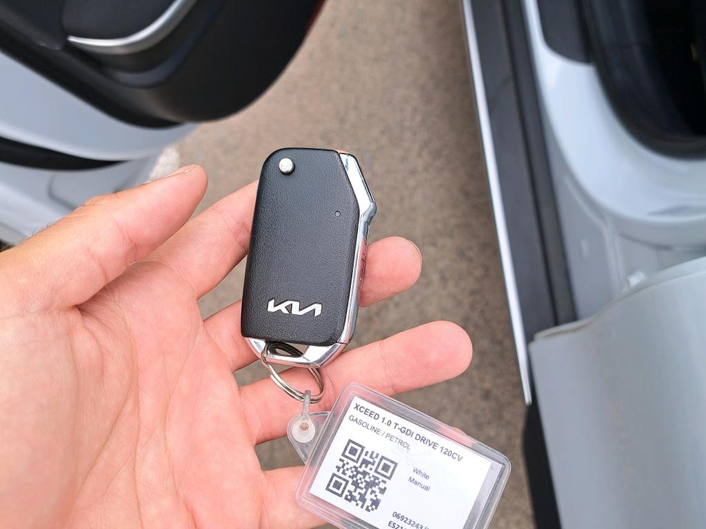 Foto Kia Xceed 4