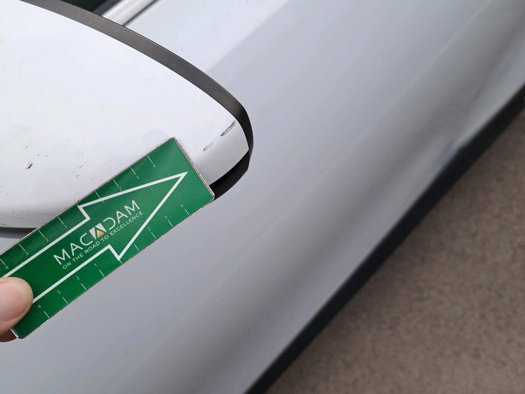 Daño en panel dañado dañado