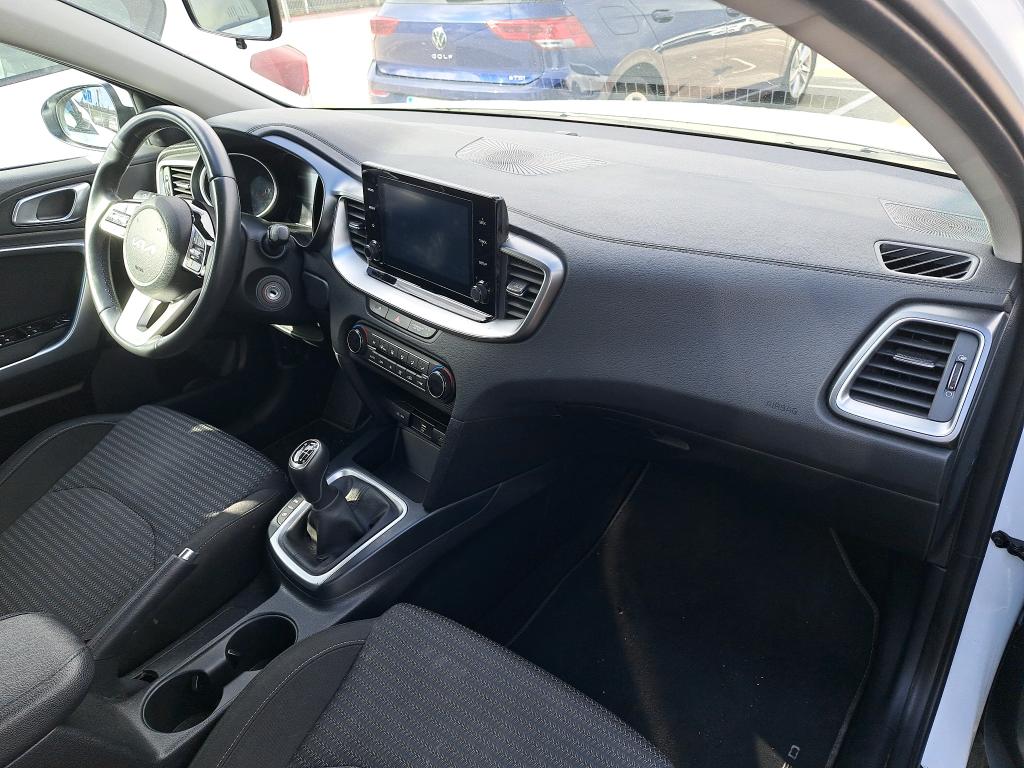 Foto Kia Xceed 3