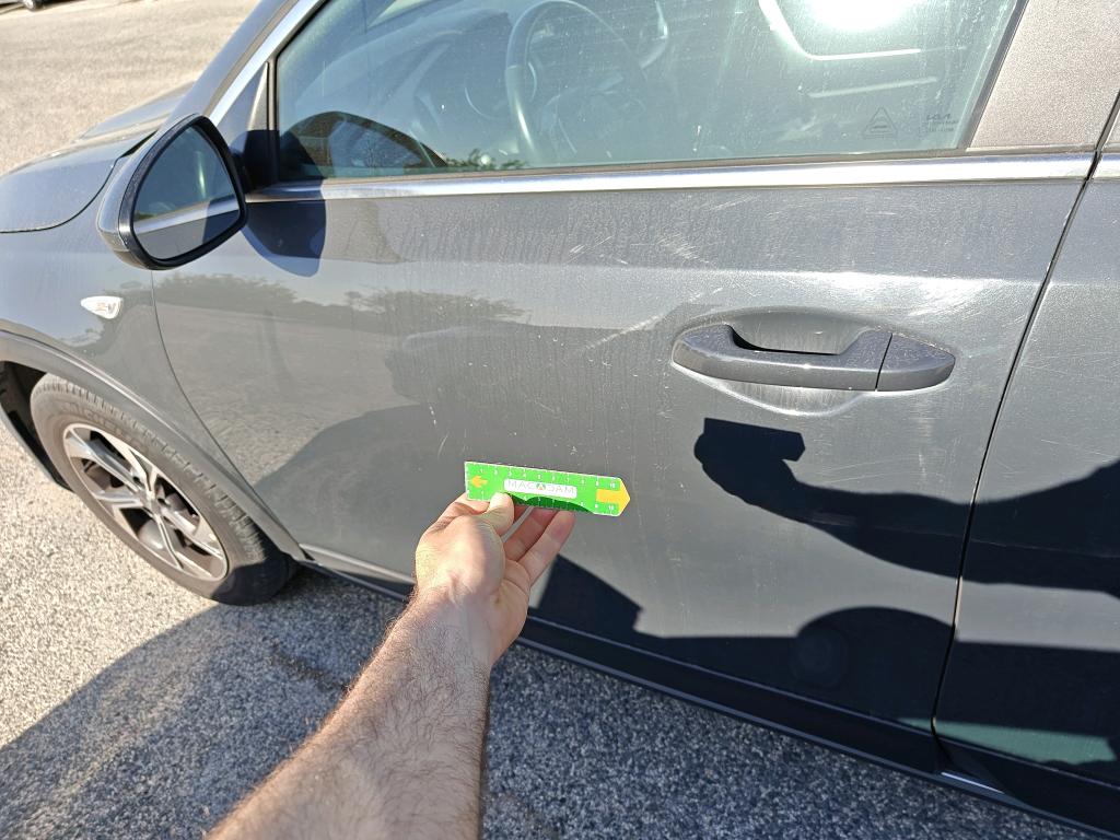 Daño en panel dañado dañado