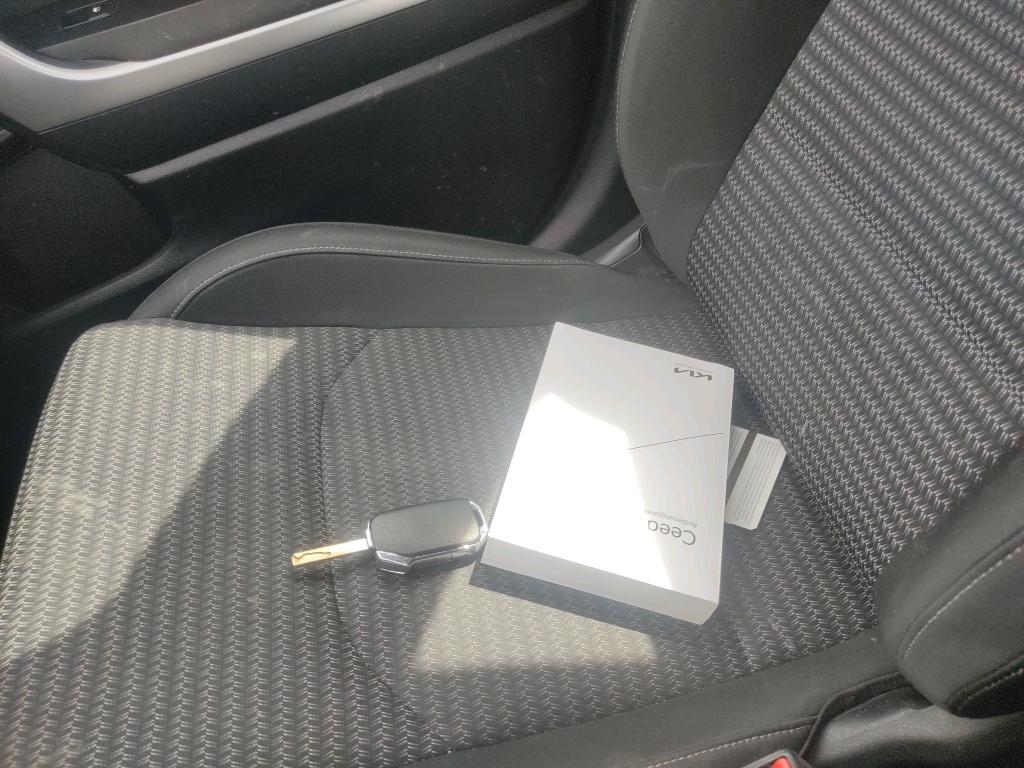 Foto Kia Xceed 4