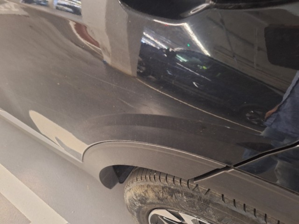 Daño en panel dañado dañado
