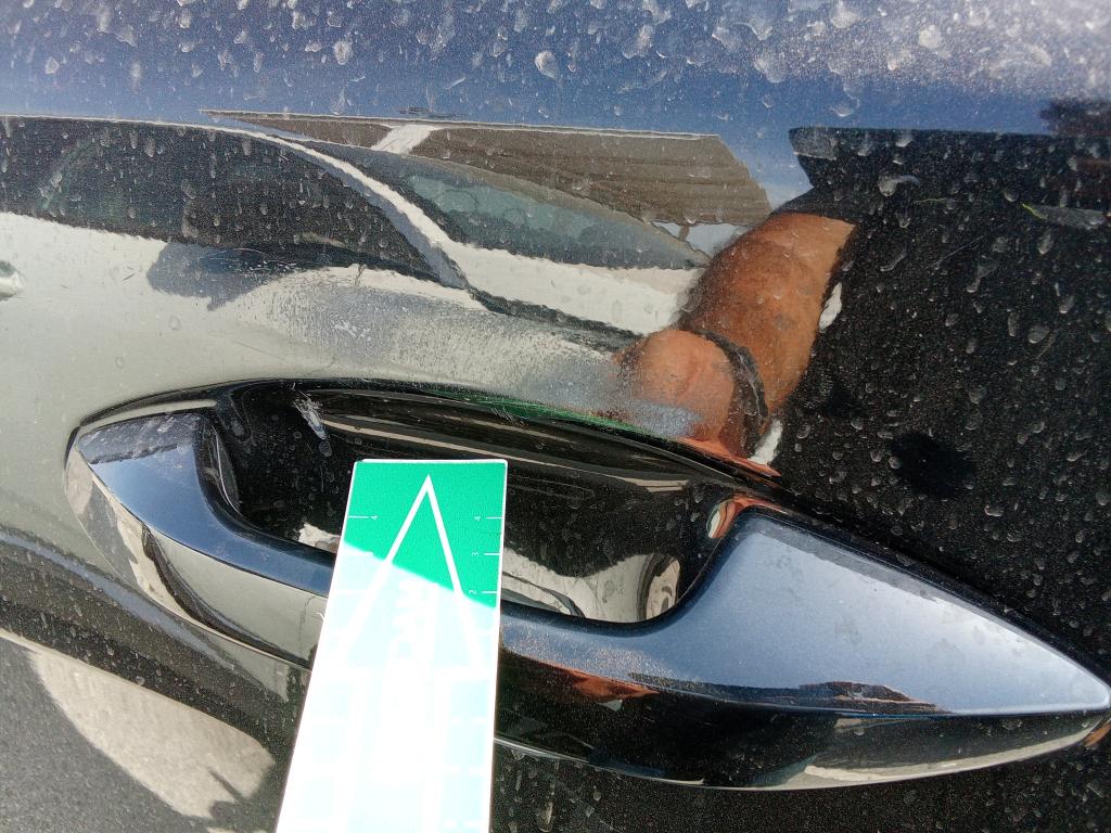 Daño en panel dañado dañado