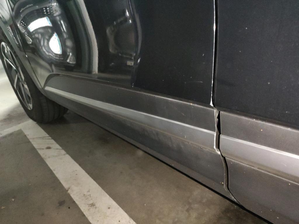 Daño en panel Arañazo ligero Arañazo ligero