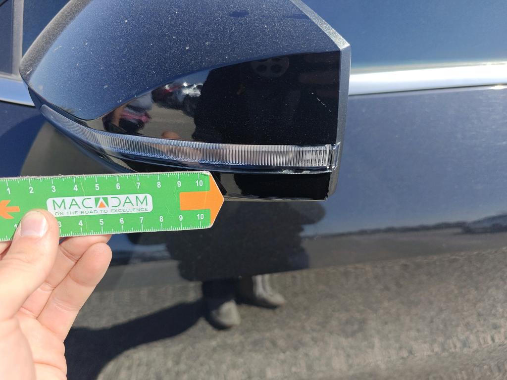 Daño en panel dañado dañado