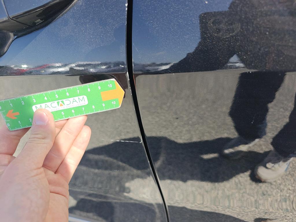 Daño en panel dañado dañado