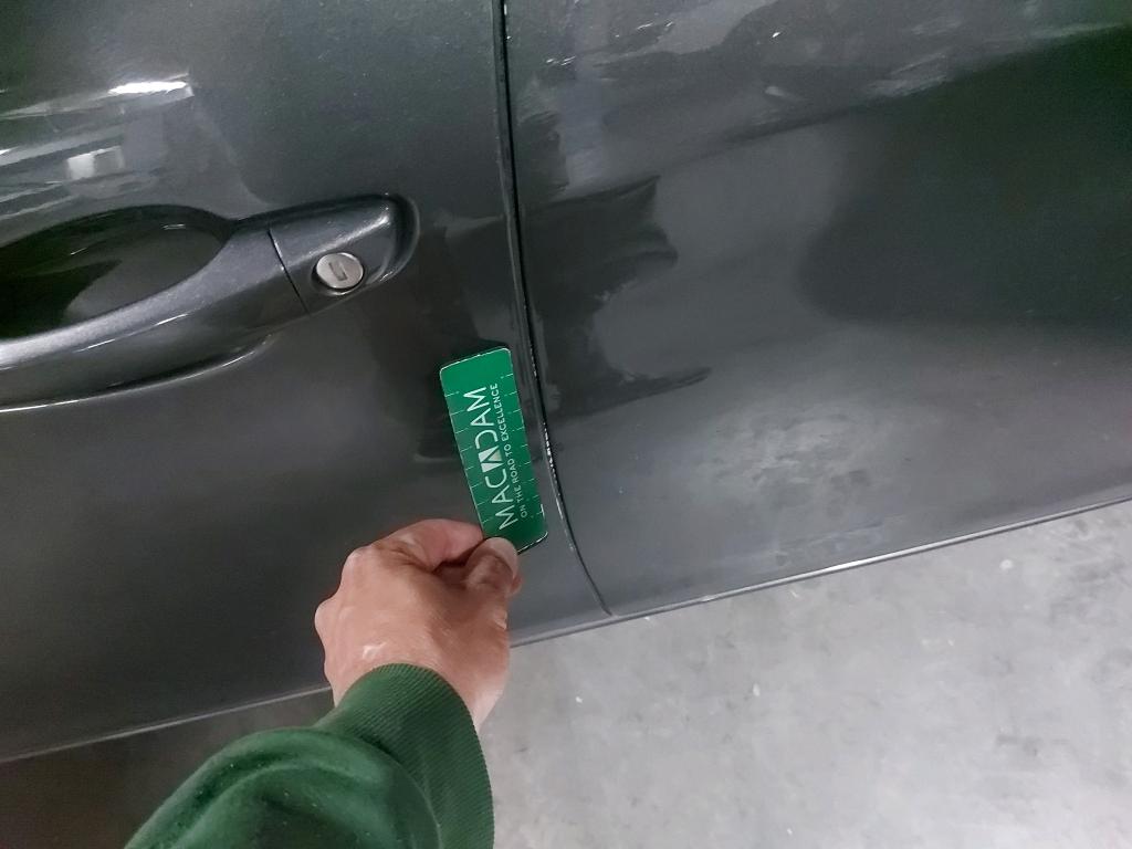 Daño en panel Arañazo ligero Arañazo ligero