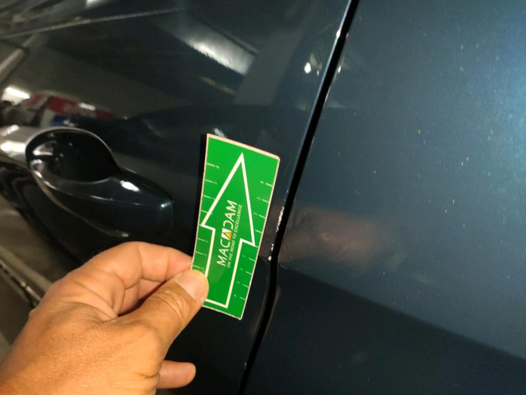 Daño en panel Arañazo ligero Arañazo ligero