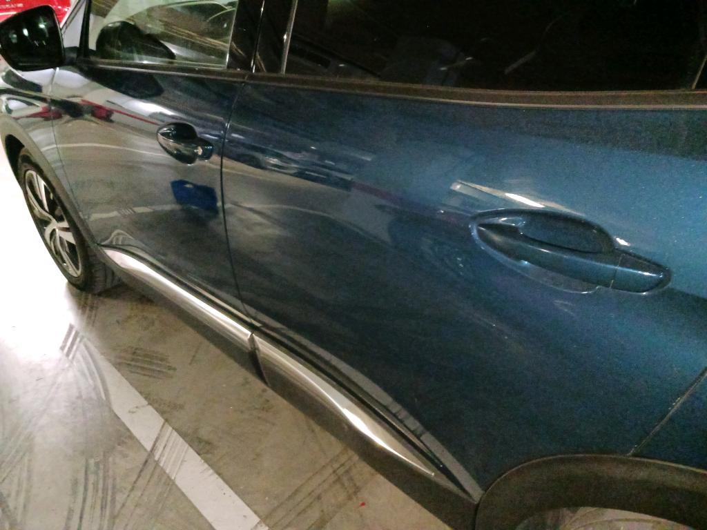 Daño en panel Arañazo ligero Arañazo ligero