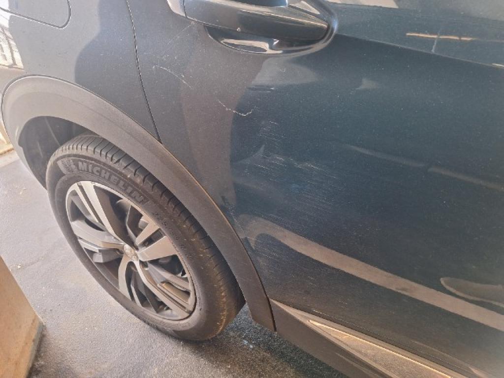 Daño en Panel dañado dañado