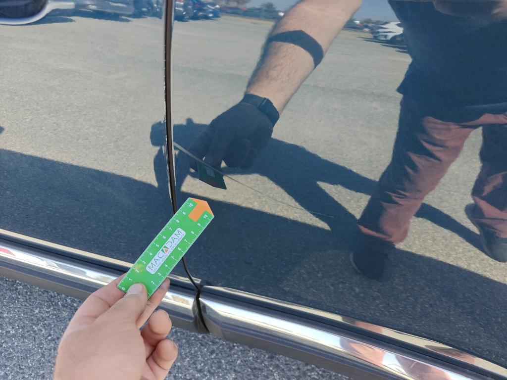 Daño en panel dañado dañado