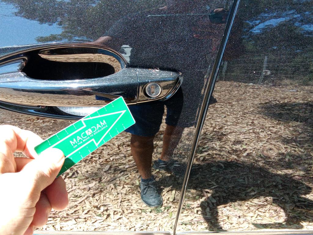 Daño en panel dañado dañado