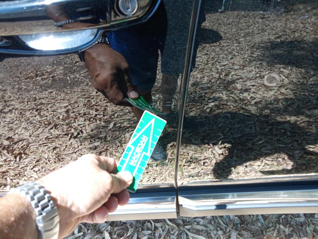 Daño en panel dañado dañado