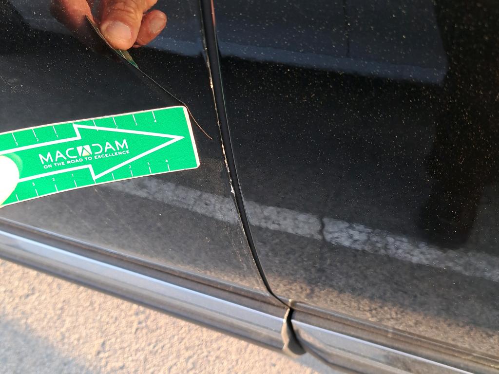 Daño en panel dañado dañado