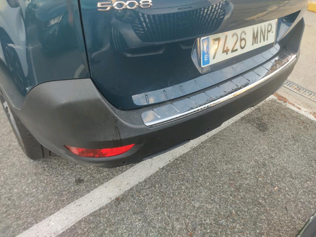 Daño en Carocería Arañazo ligero Arañazo ligero