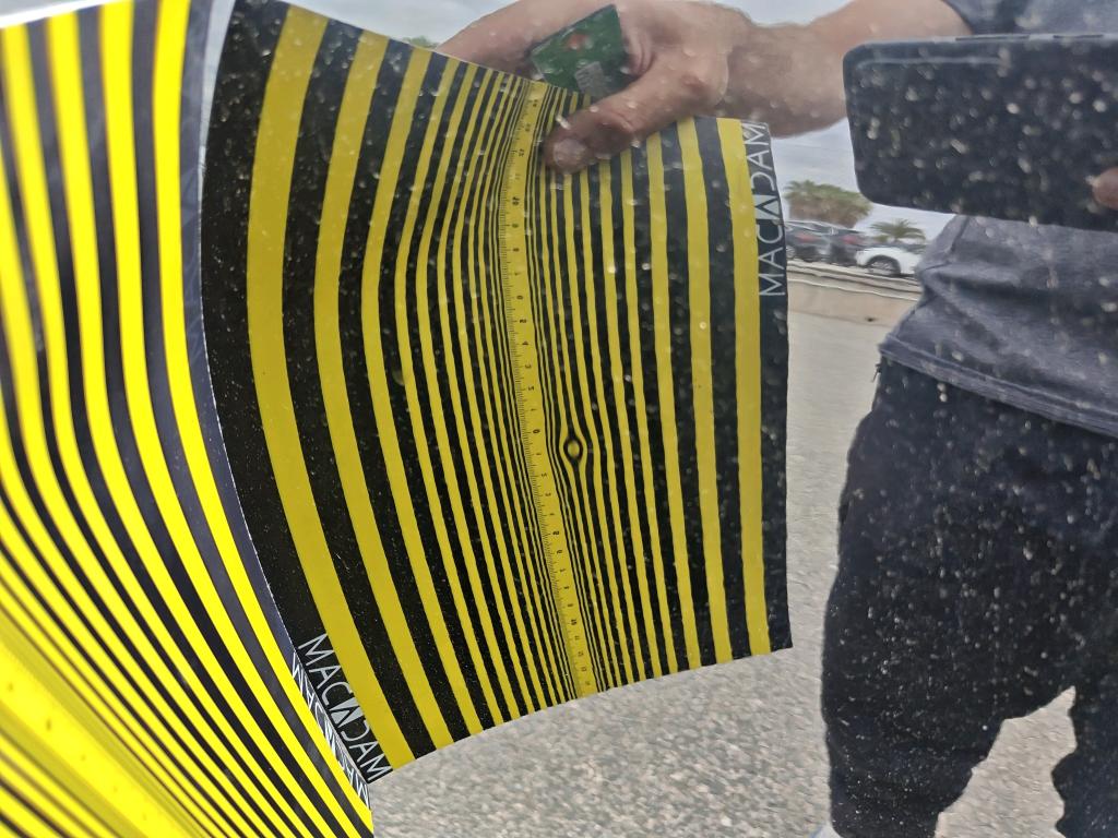 Daño en panel dañado dañado