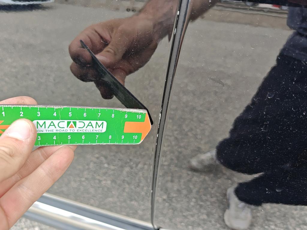 Daño en panel dañado dañado