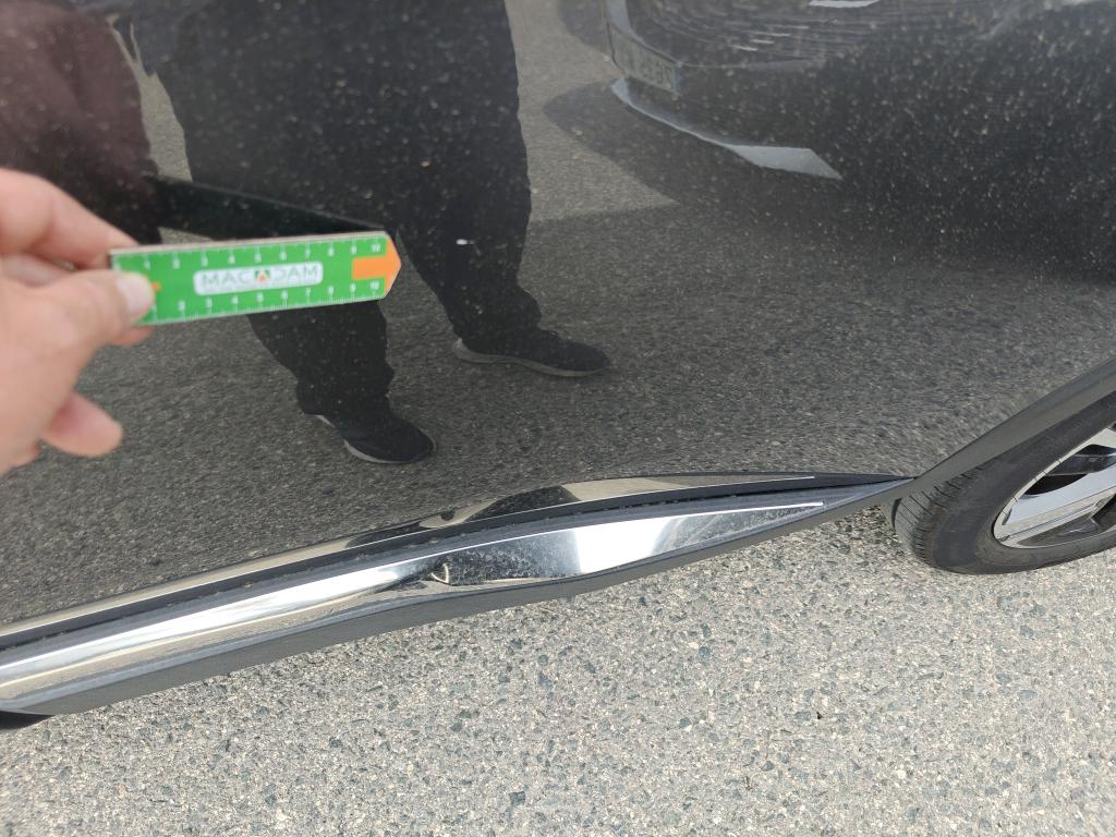 Daño en panel dañado dañado