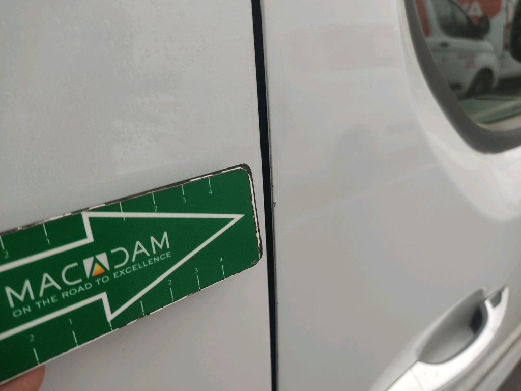Daño en Panel Arañazo ligero Arañazo ligero