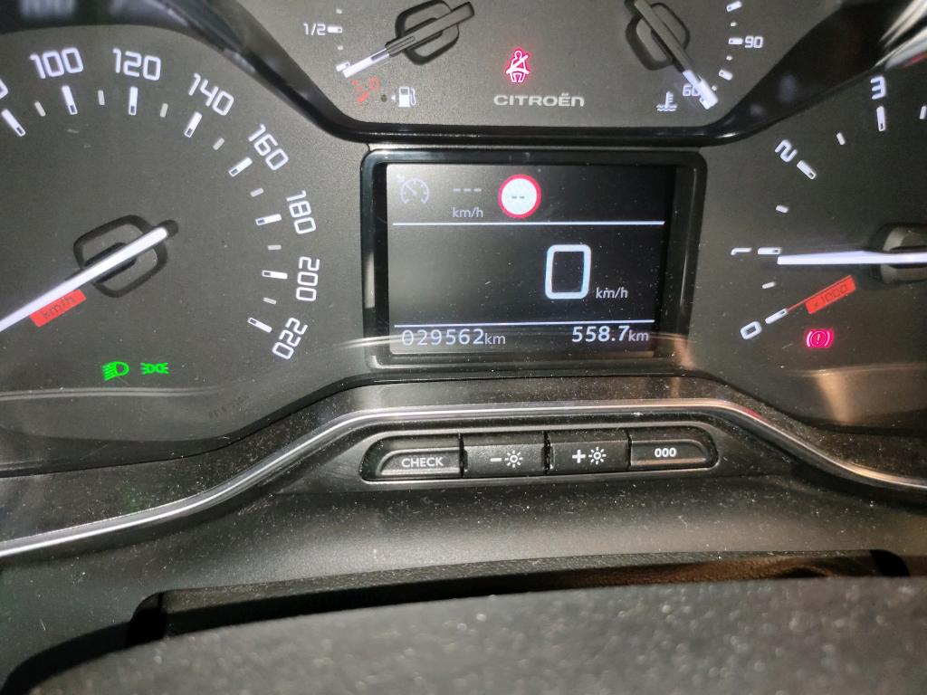 Foto Citroën C 3 AIRCROSS 5