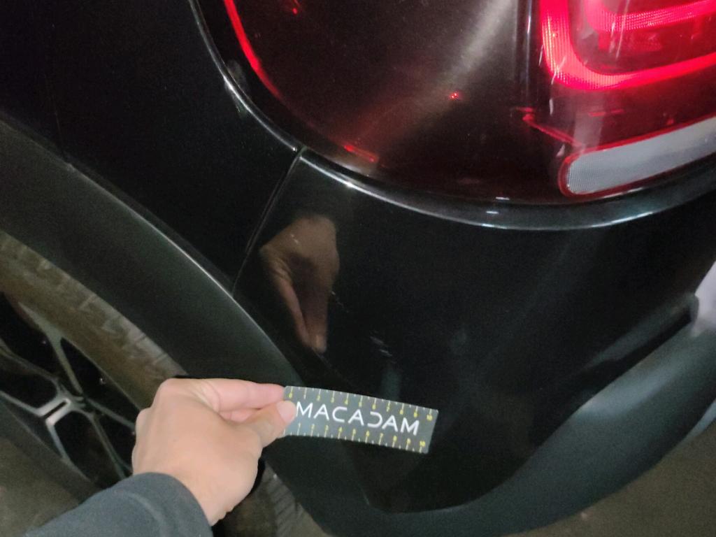 Daño en Carocería Arañazo ligero Arañazo ligero