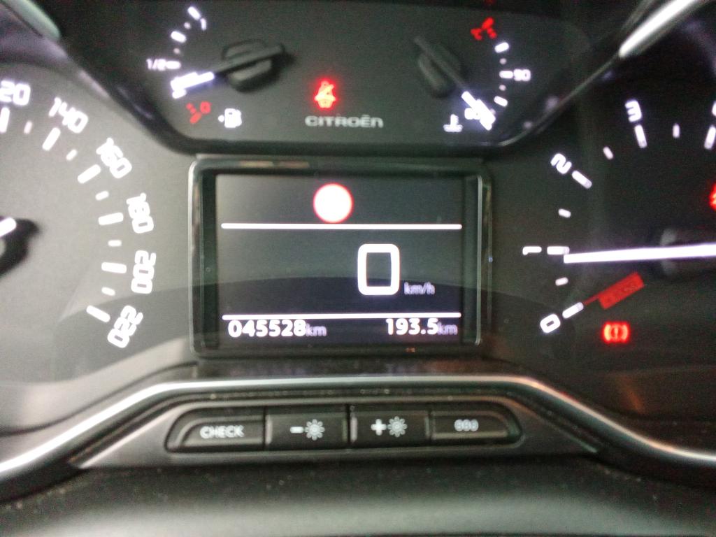 Foto Citroën C 3 AIRCROSS 5