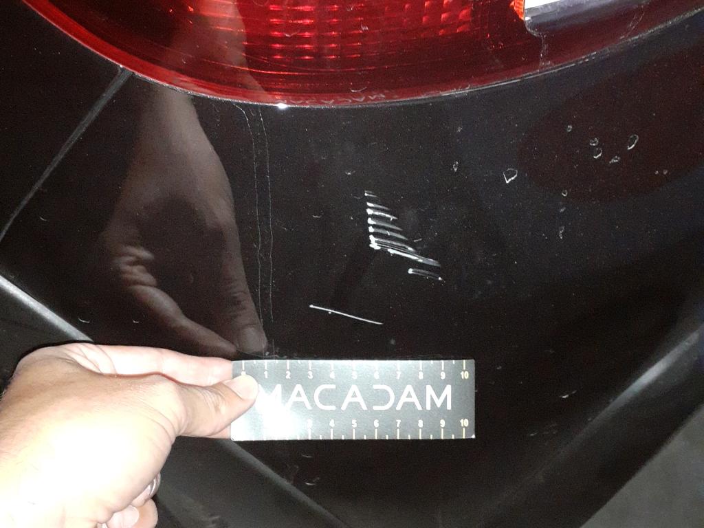 Daño en Carocería Arañazo ligero Arañazo ligero