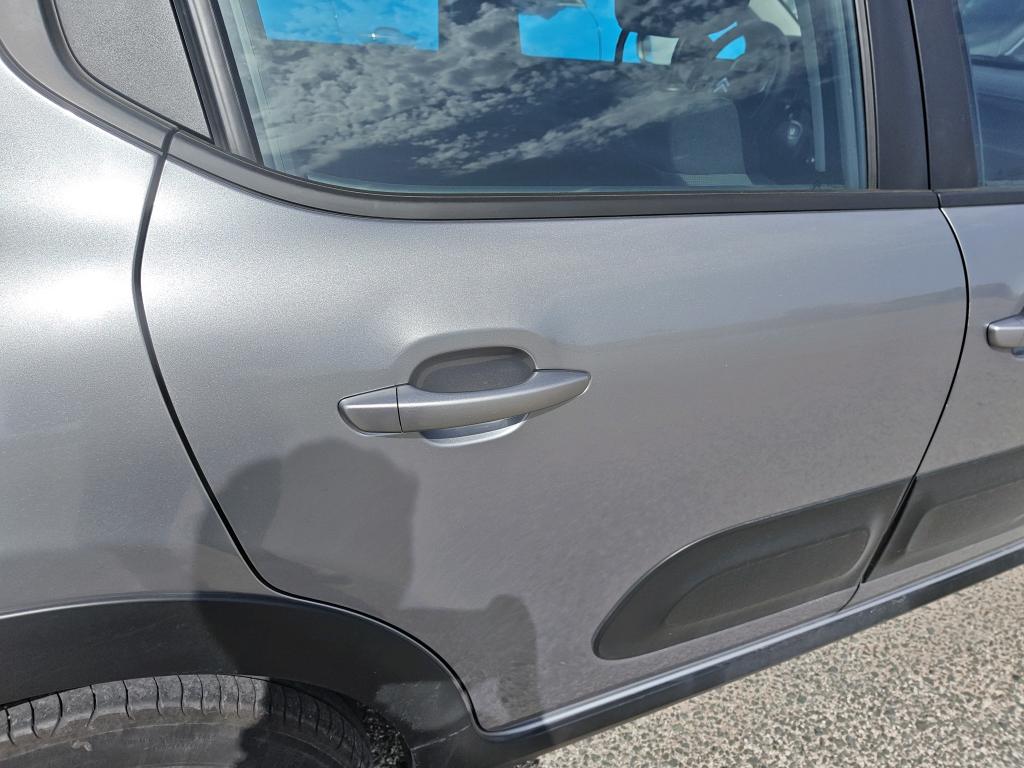Daño en Panel dañado dañado