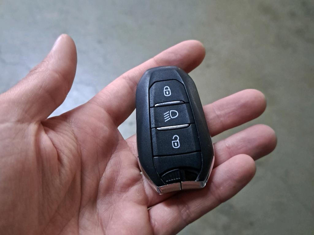 Foto Peugeot 2008 4