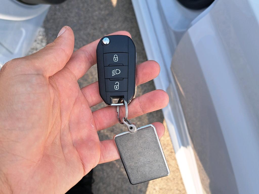 Foto Peugeot 208 4